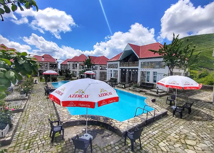 Garden Sheki Hotel